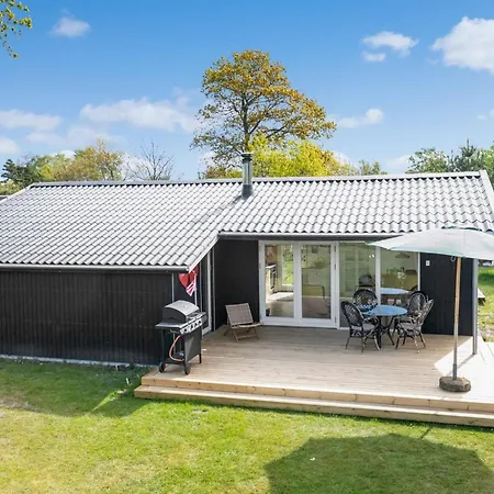 Ilda - 800m From The Sea By Interhome Holiday home Hadsund
