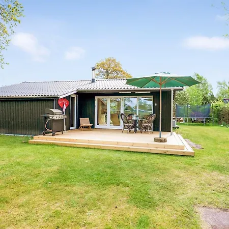Ilda - 800m From The Sea By Interhome