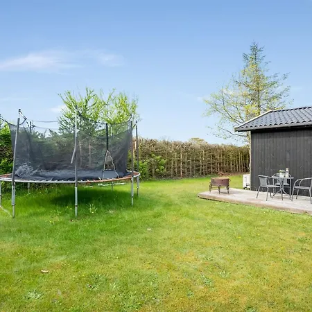 Ilda - 800m From The Sea By Interhome *