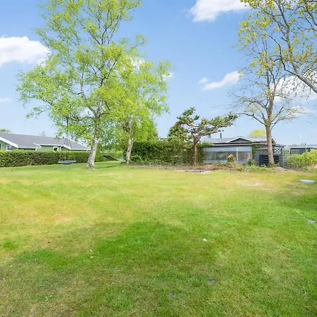 Ilda - 800m From The Sea By Interhome *